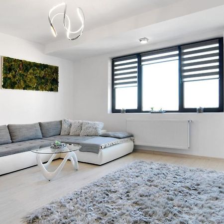 Luxor Apartment Отопени Екстериор снимка