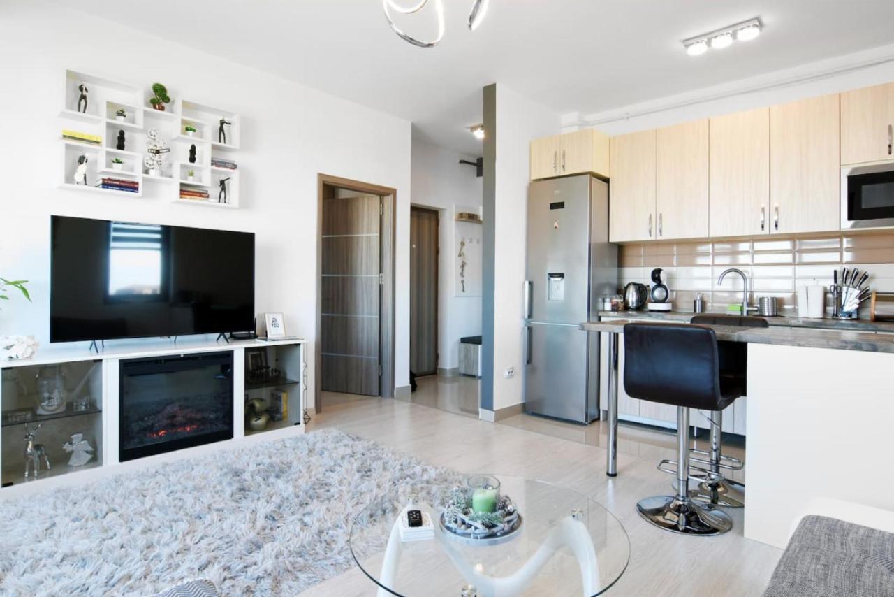 Luxor Apartment Отопени Екстериор снимка