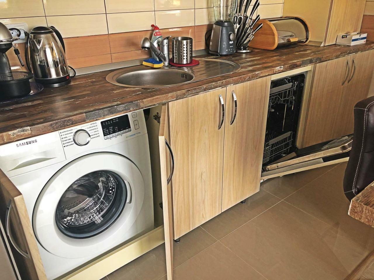 Luxor Apartment Отопени Екстериор снимка